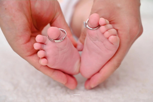 四平宝宝发烧手心比额头烫